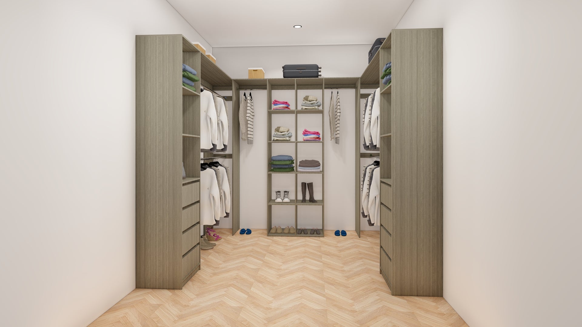 Customizable Lux Walk In Robe #4