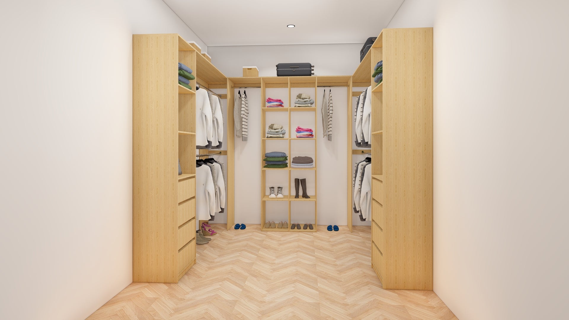 Customizable Lux Walk In Robe #4